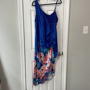 NWT floral high low dress